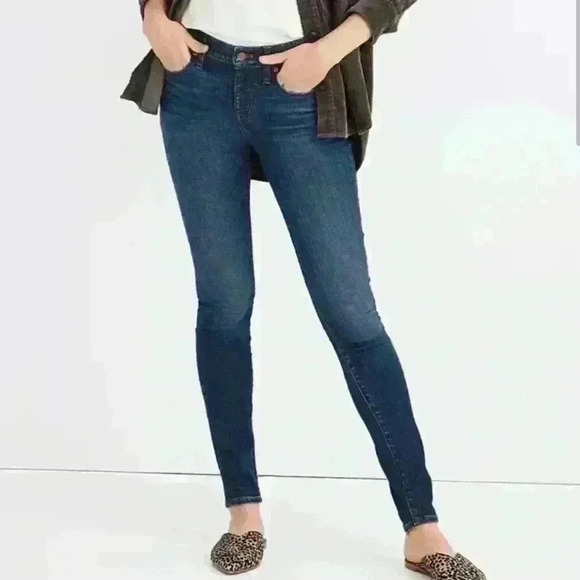 Madewell Denim - Madewell Mid-rise Blue Skinny Jeans Size 30 EUC Women